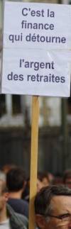 ASCII   Manifestation contre le projet de r�forme des retraites � Vannes.
